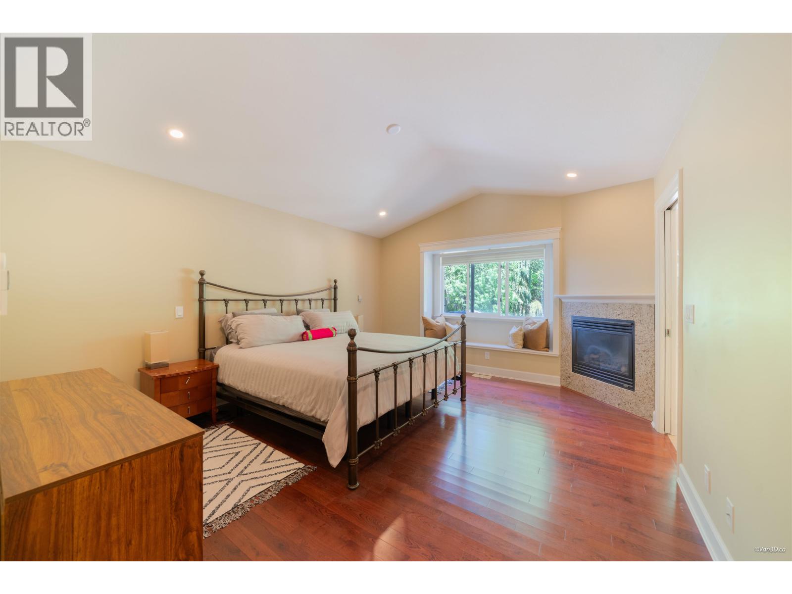 7533 Curtis Street, Burnaby, British Columbia  V5A 4W7 - Photo 17 - R3118977