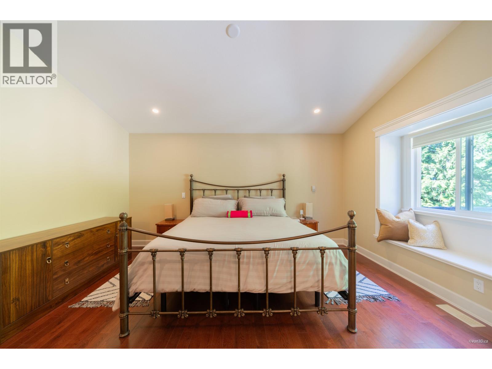 7533 Curtis Street, Burnaby, British Columbia  V5A 4W7 - Photo 18 - R3118977
