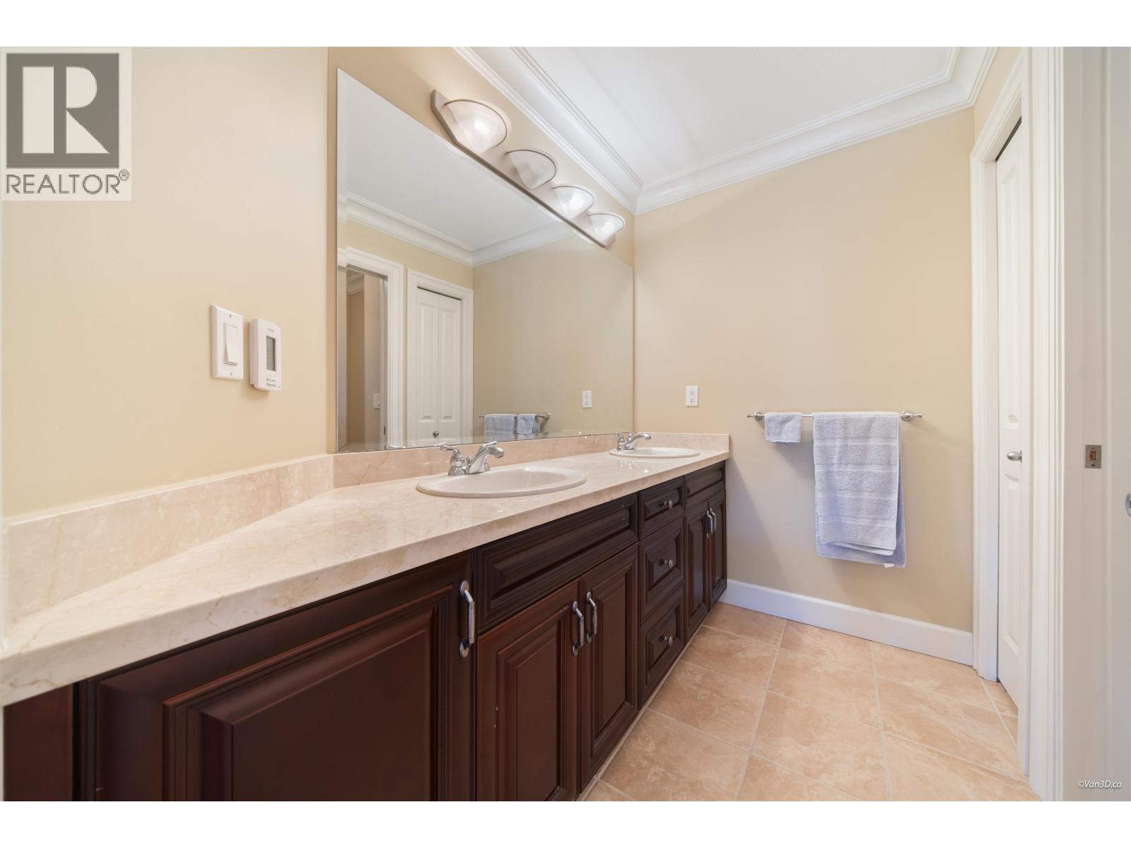 7533 Curtis Street, Burnaby, British Columbia  V5A 4W7 - Photo 23 - R3118977