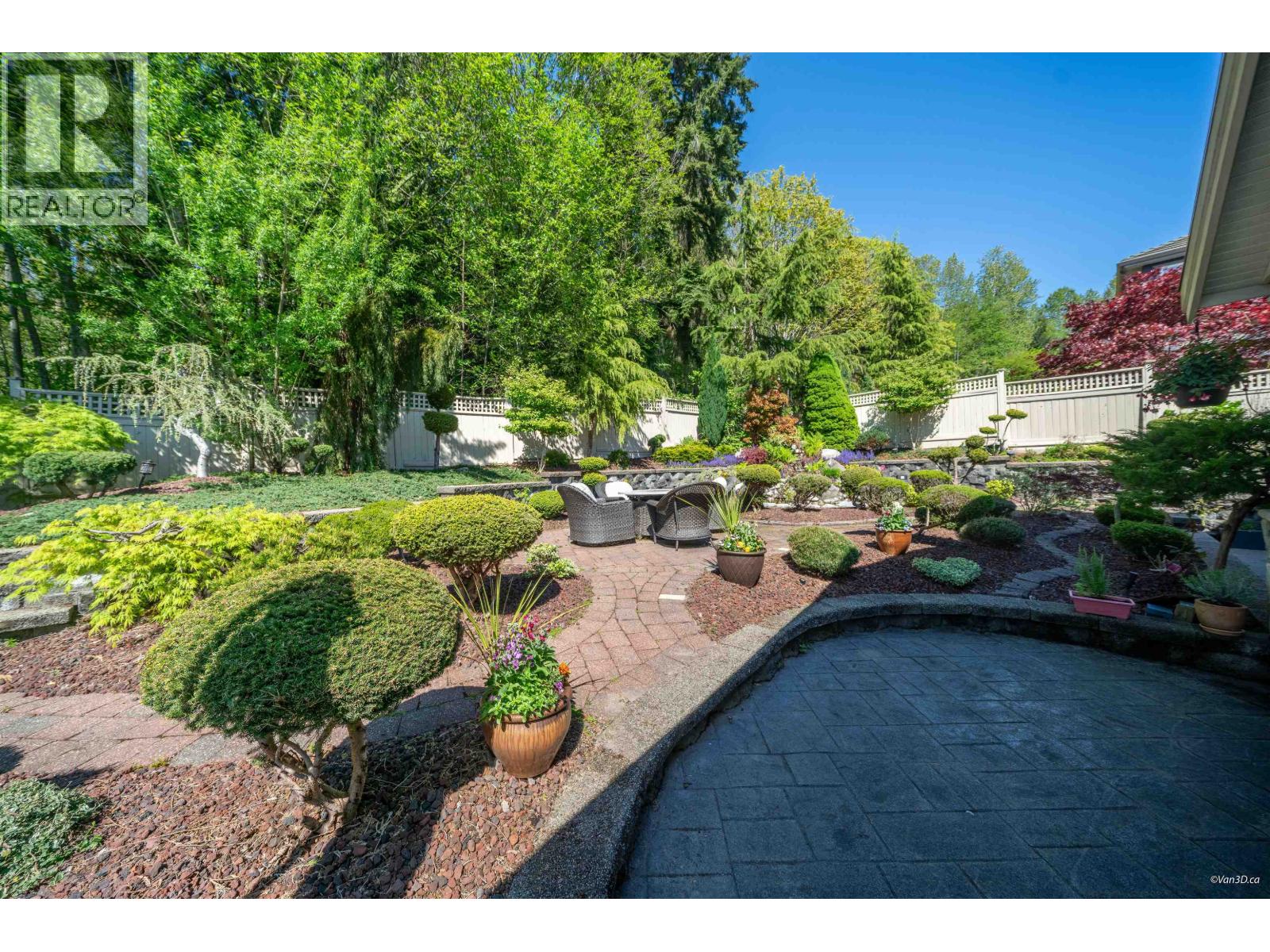 7533 Curtis Street, Burnaby, British Columbia  V5A 4W7 - Photo 35 - R3118977