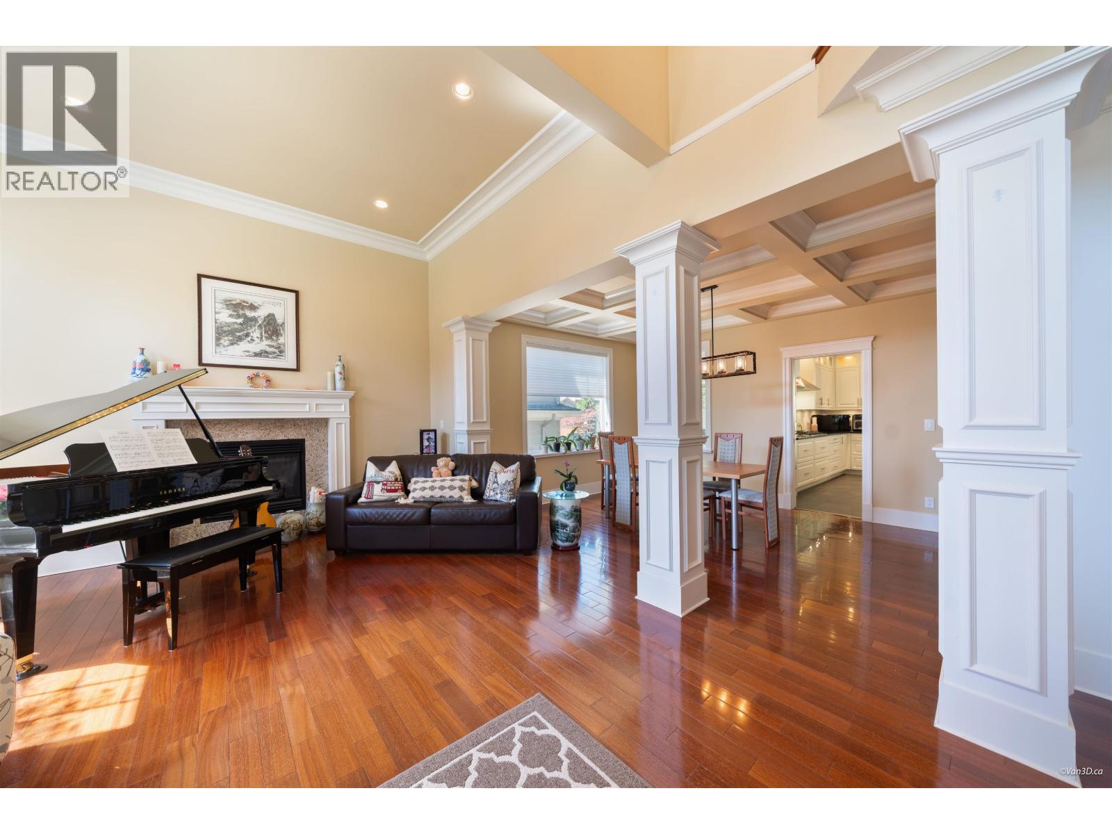 7533 Curtis Street, Burnaby, British Columbia  V5A 4W7 - Photo 5 - R3118977