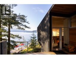 671 BOWEN VIEW ROAD, Gambier Island, British Columbia