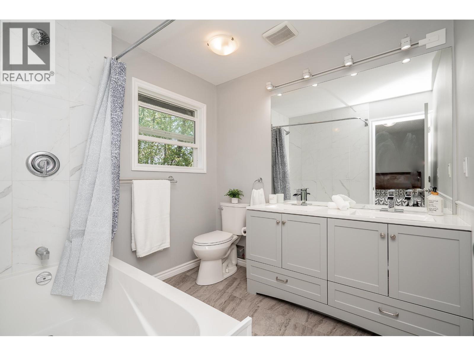 3158 Mariner Way, Coquitlam, British Columbia  V3C 3T3 - Photo 17 - R3118989