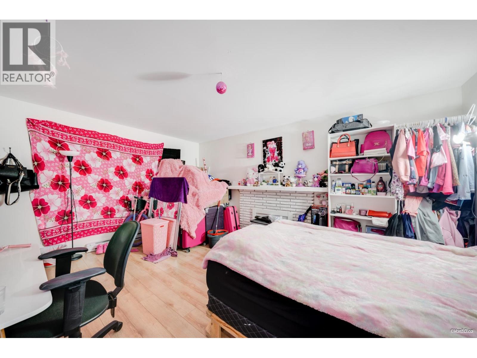 5702 Lancaster Street, Vancouver, British Columbia  V5R 4A7 - Photo 7 - R3119008
