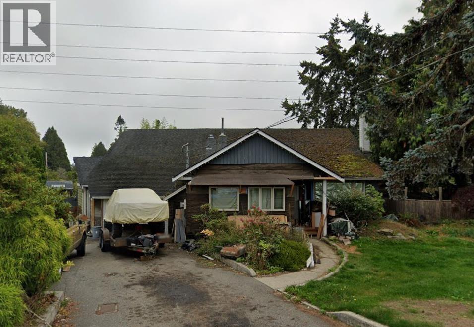 892 53A STREET, Tsawwassen, British Columbia