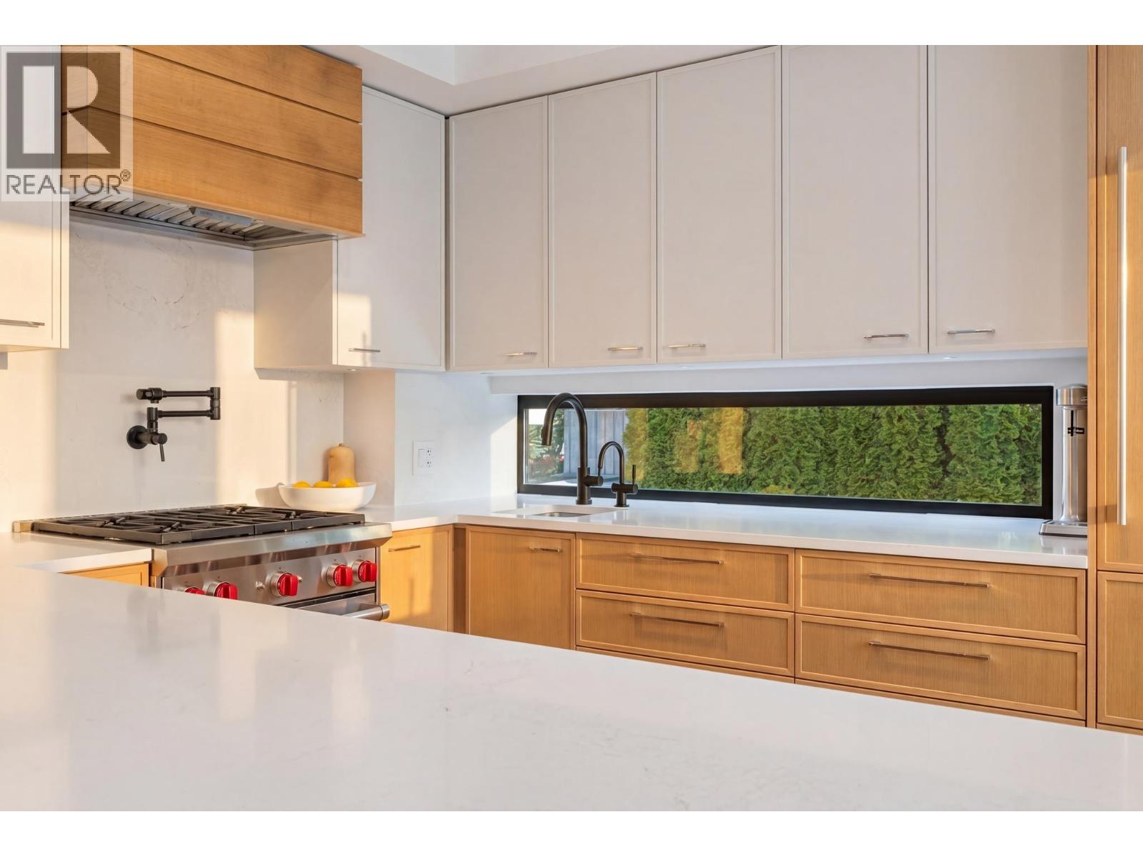 820 W 23rd Avenue, Vancouver, British Columbia  V5Z 2A9 - Photo 3 - R3119061