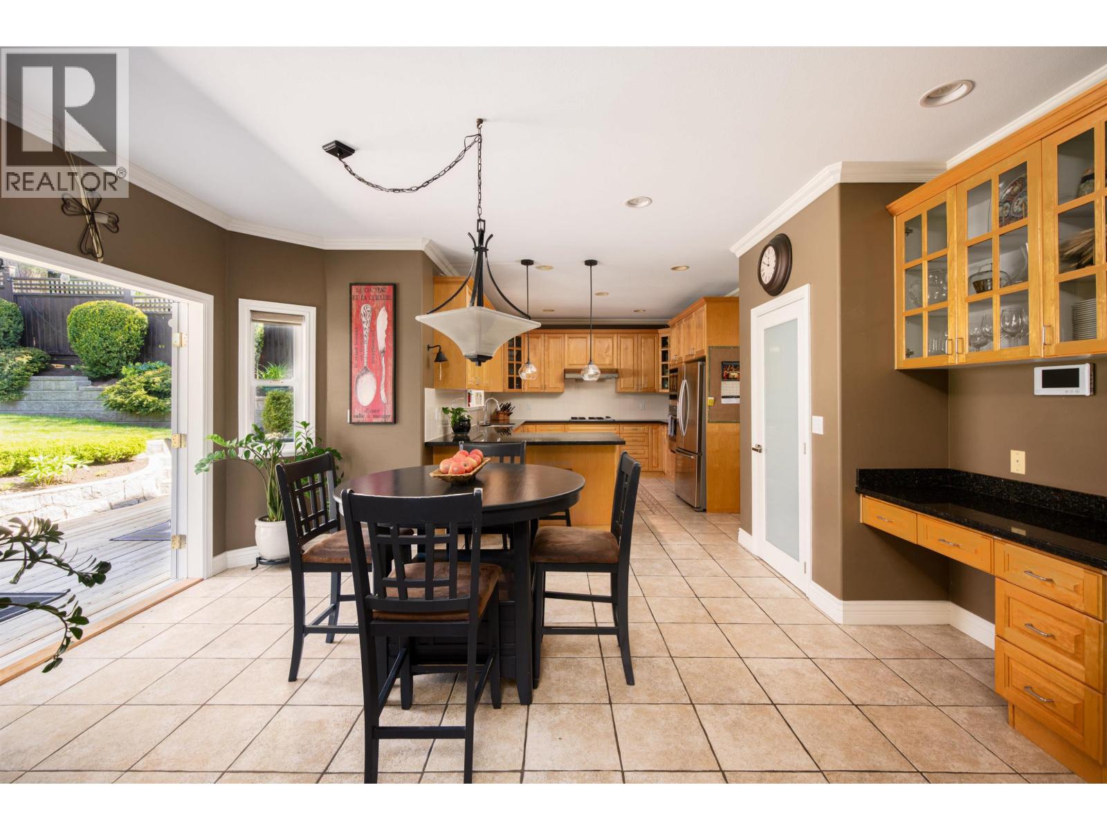 228 W Kings Road, North Vancouver, British Columbia  V7N 2L9 - Photo 11 - R3119079