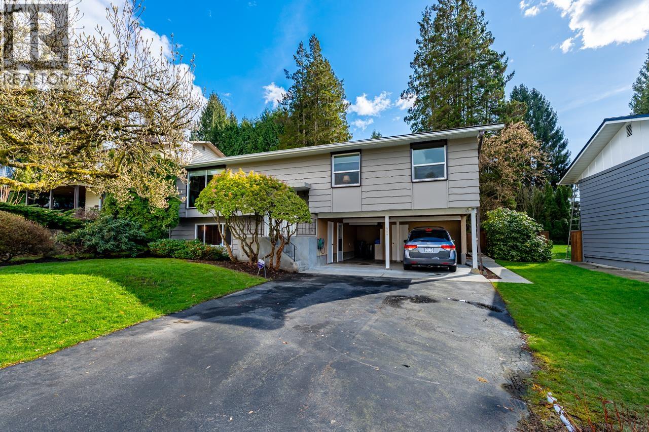 908 Stanton Avenue, Coquitlam, British Columbia  V3J 4V2 - Photo 2 - R3119083