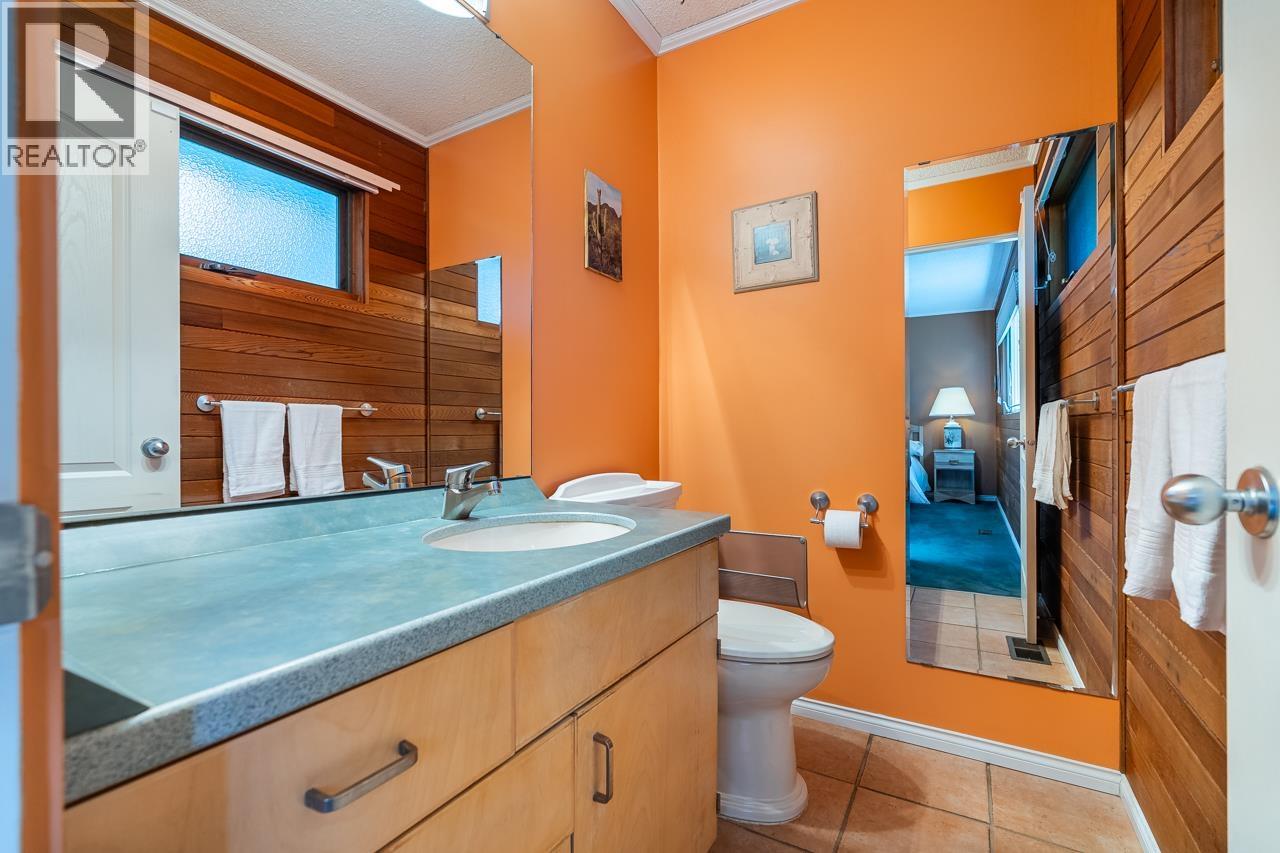 908 Stanton Avenue, Coquitlam, British Columbia  V3J 4V2 - Photo 21 - R3119083