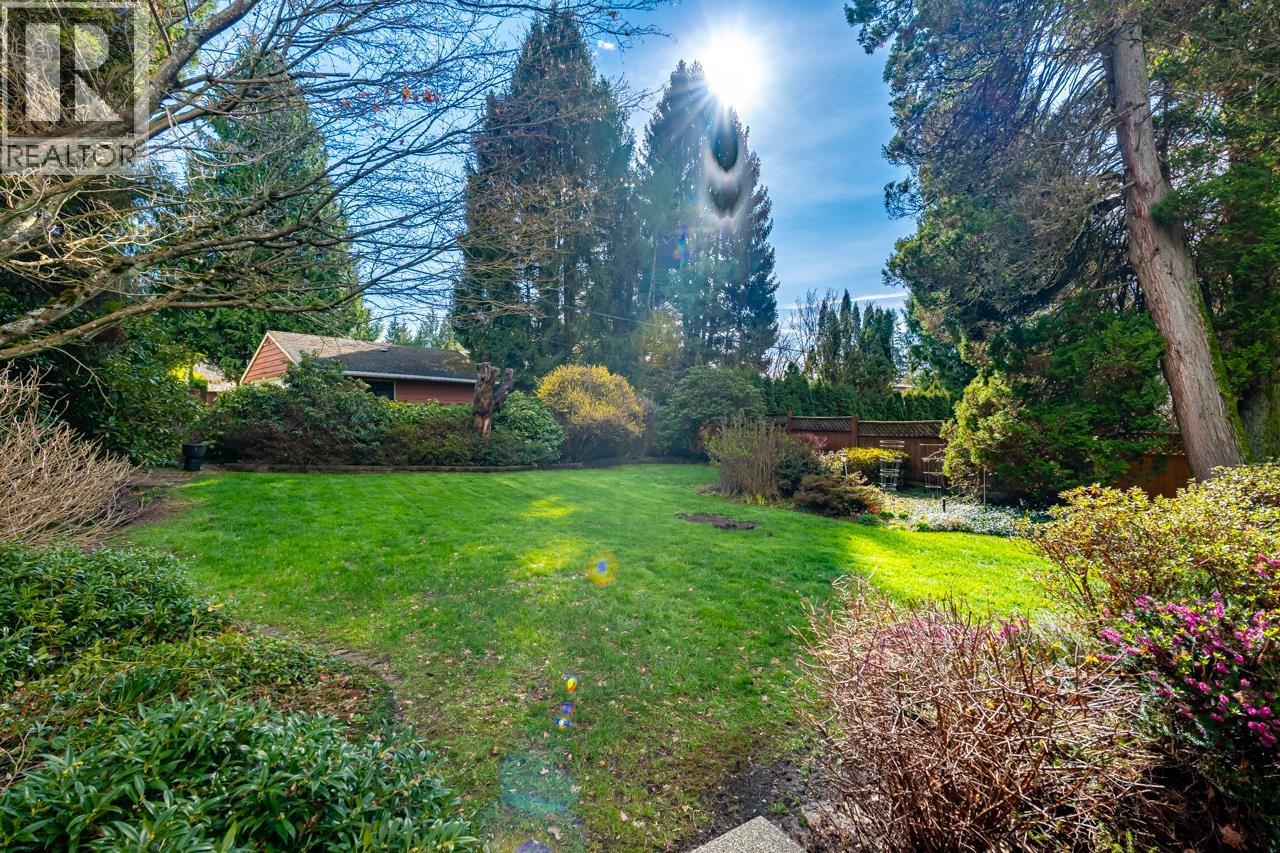 908 Stanton Avenue, Coquitlam, British Columbia  V3J 4V2 - Photo 31 - R3119083