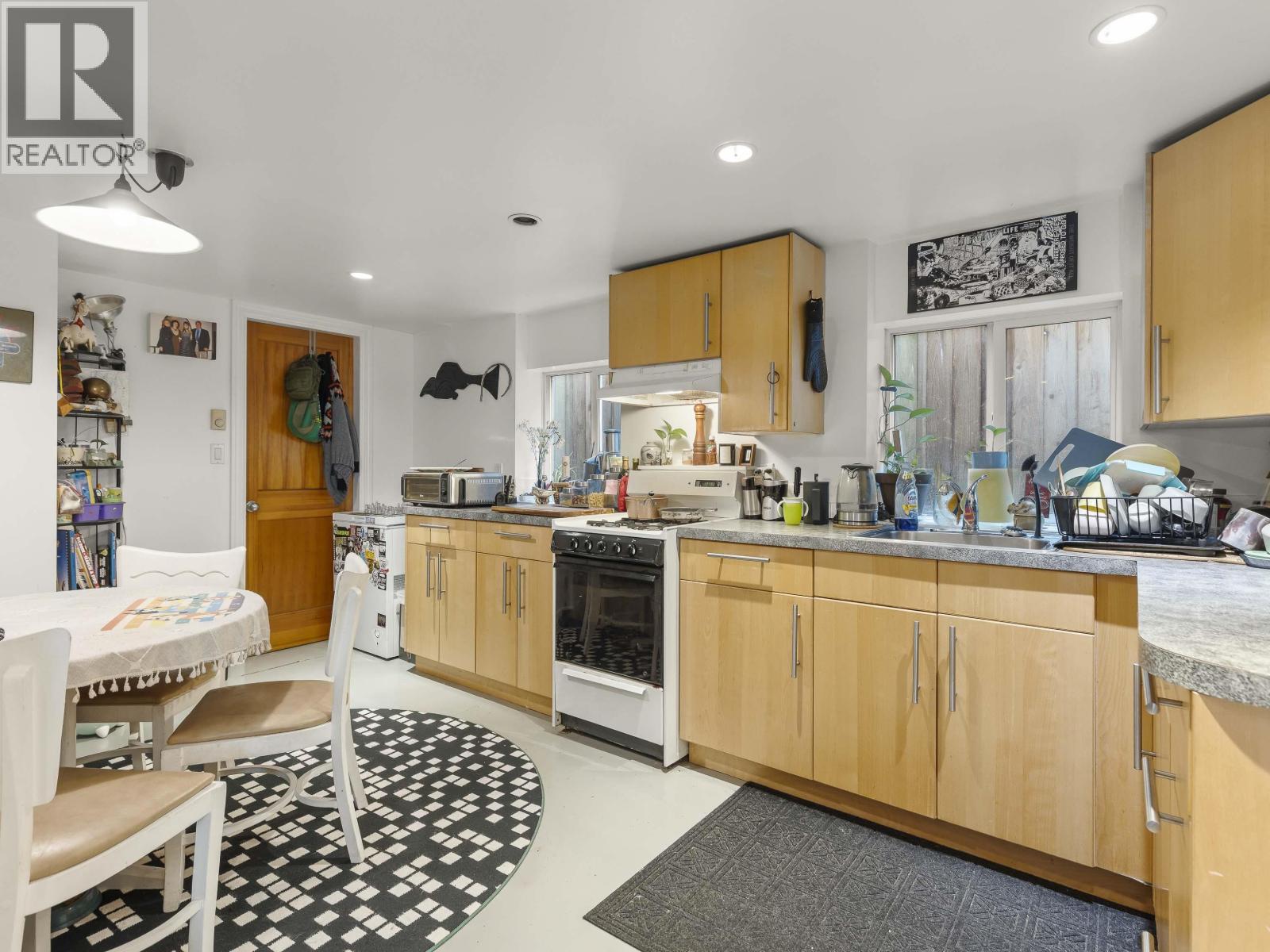 2258 Oxford Street, Vancouver, British Columbia  V5L 1G1 - Photo 26 - R3119121
