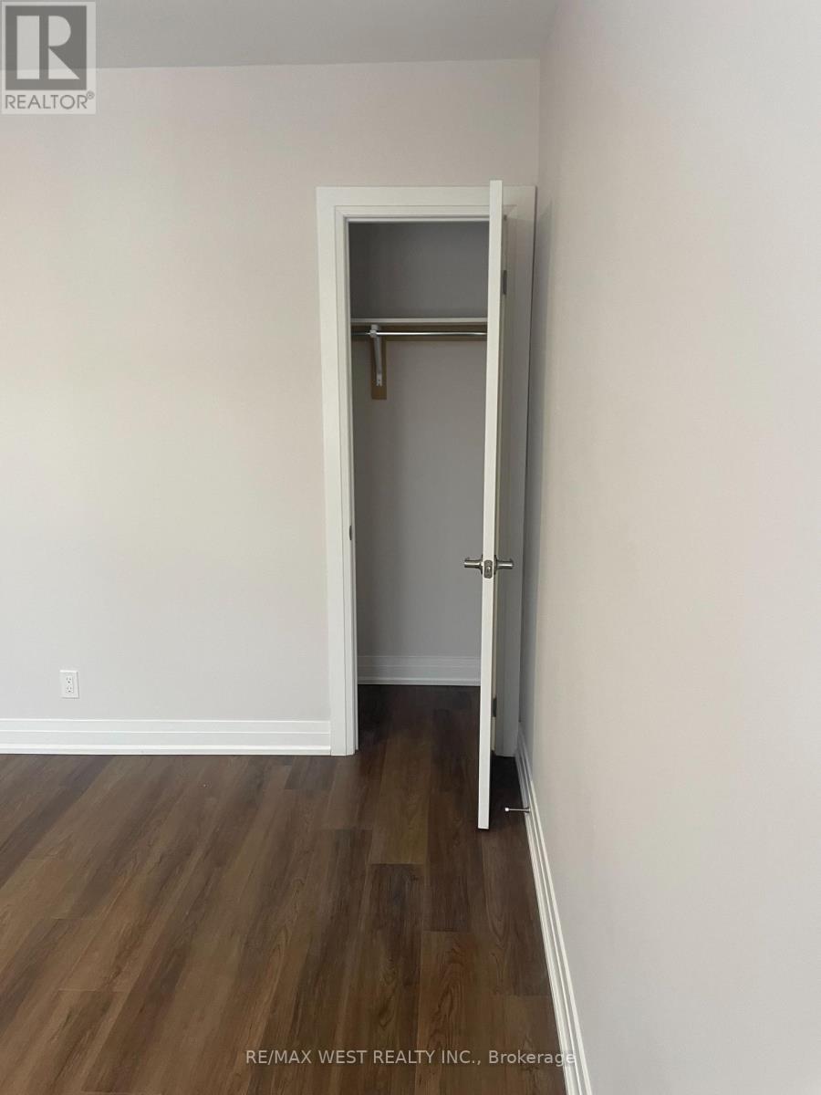Second Floor - 57 Nassau Street, Toronto, Ontario  M5T 1M3 - Photo 4 - C13081282
