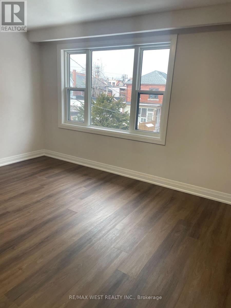 Second Floor - 57 Nassau Street, Toronto, Ontario  M5T 1M3 - Photo 6 - C13081282