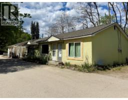 1101-1107 COLUMBIA Avenue, Castlegar, British Columbia