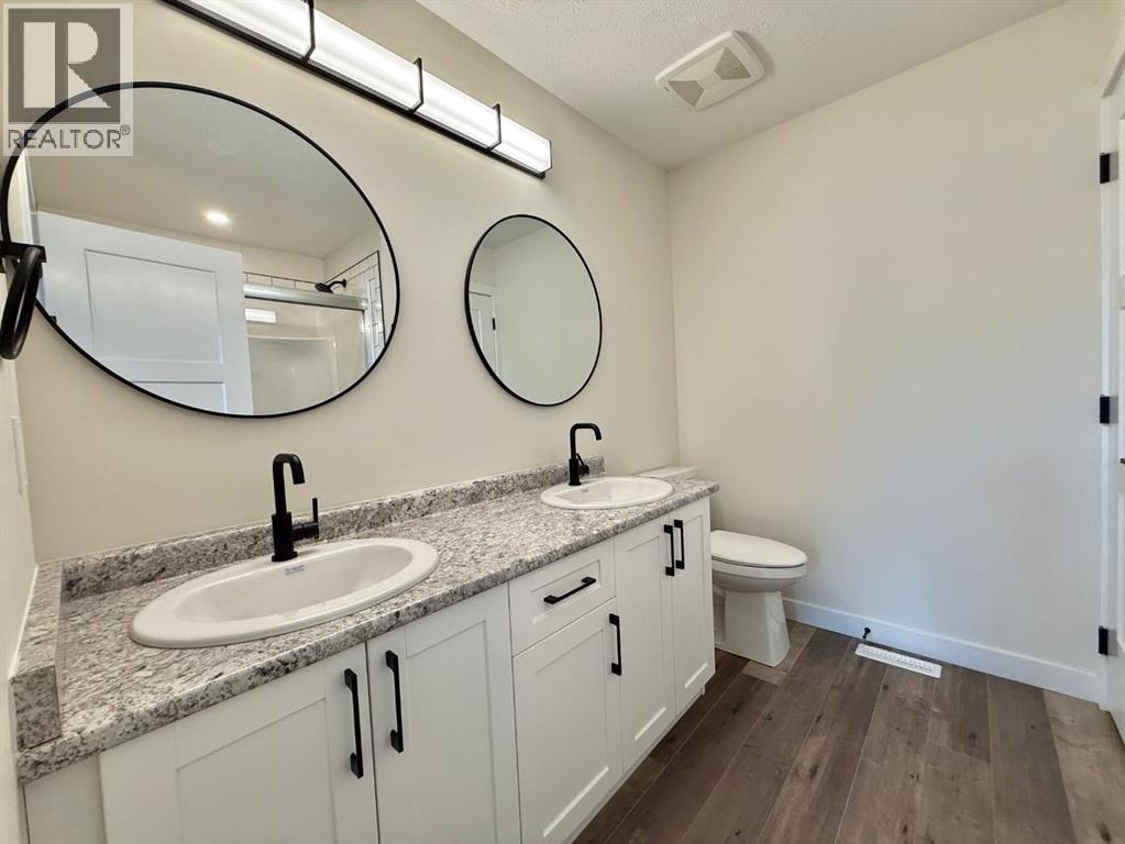 326b Boutin Avenue, Hinton, Alberta  T7V 0B4 - Photo 16 - A2207113
