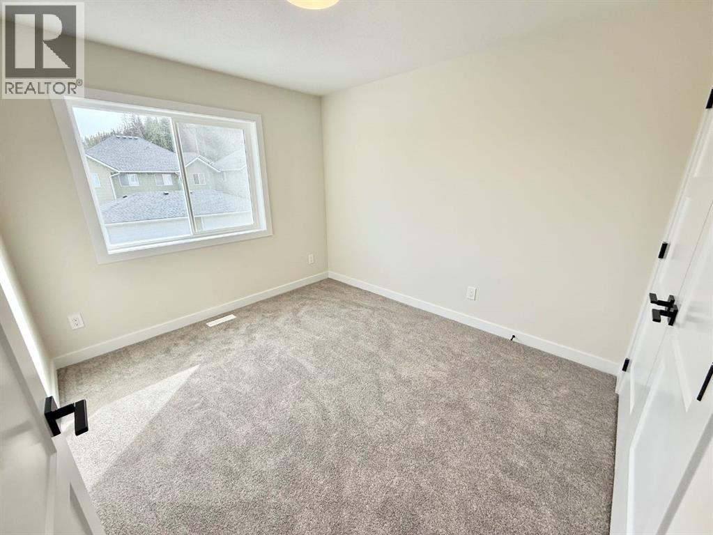 326b Boutin Avenue, Hinton, Alberta  T7V 0B4 - Photo 19 - A2207113