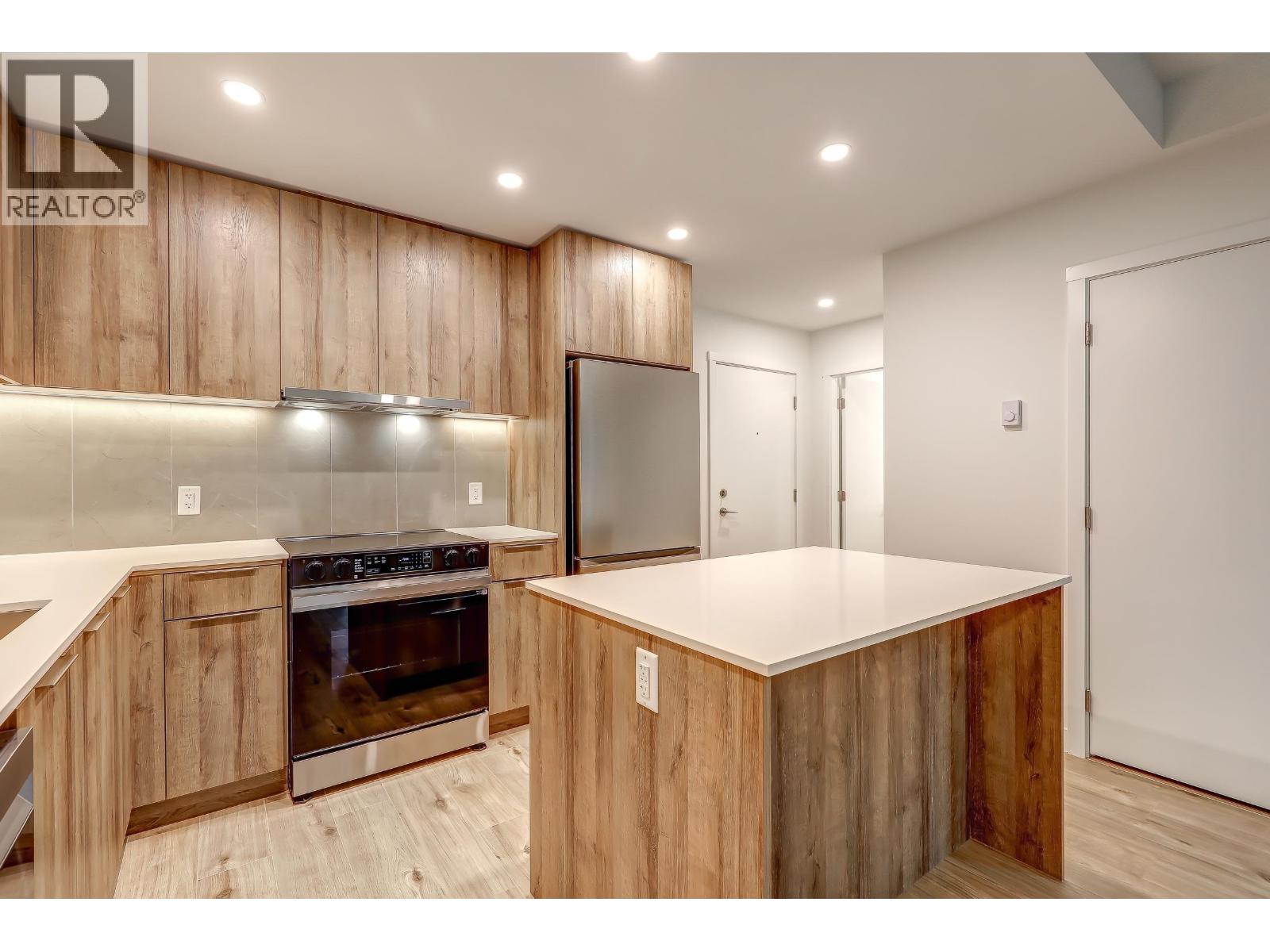 206 3594 Malsum Drive, North Vancouver, British Columbia  V7G 0B5 - Photo 14 - R3118838