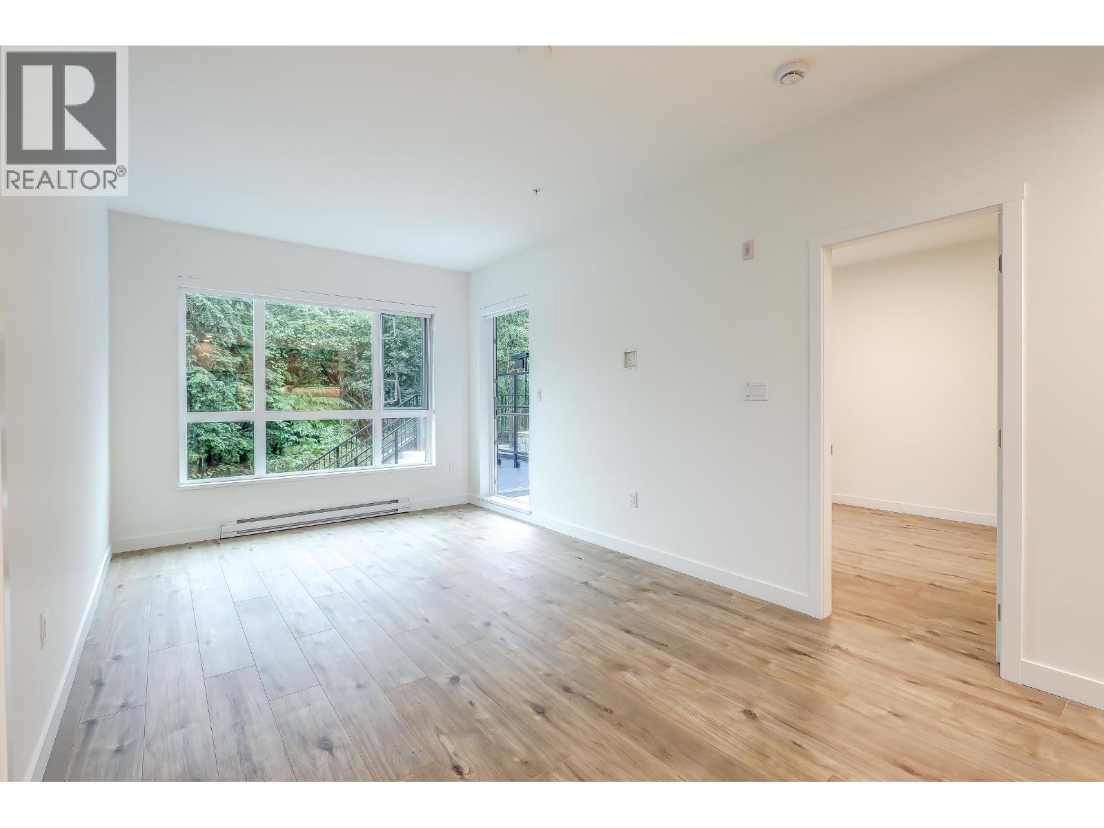 206 3594 Malsum Drive, North Vancouver, British Columbia  V7G 0B5 - Photo 6 - R3118838