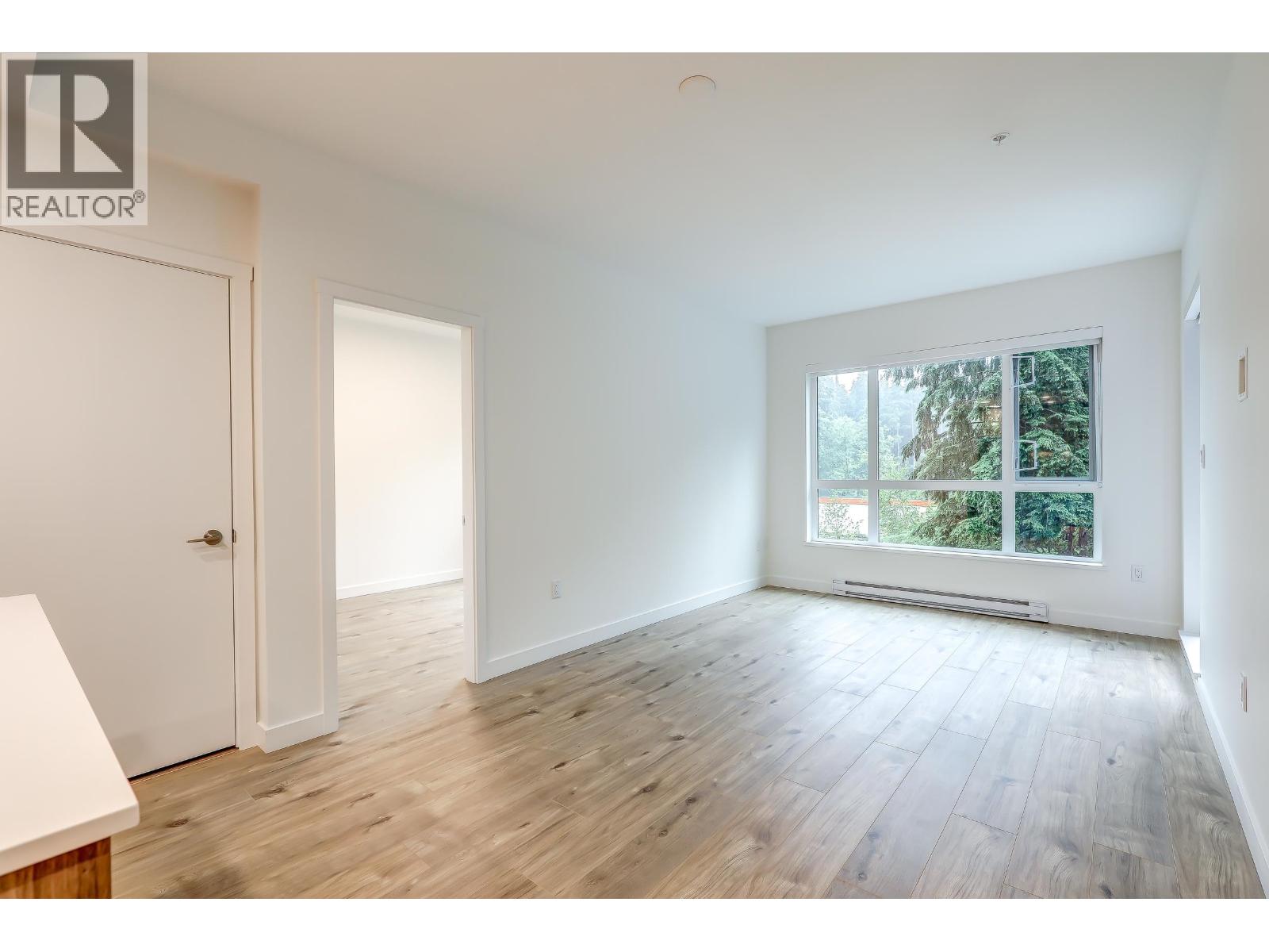 206 3594 Malsum Drive, North Vancouver, British Columbia  V7G 0B5 - Photo 5 - R3118838