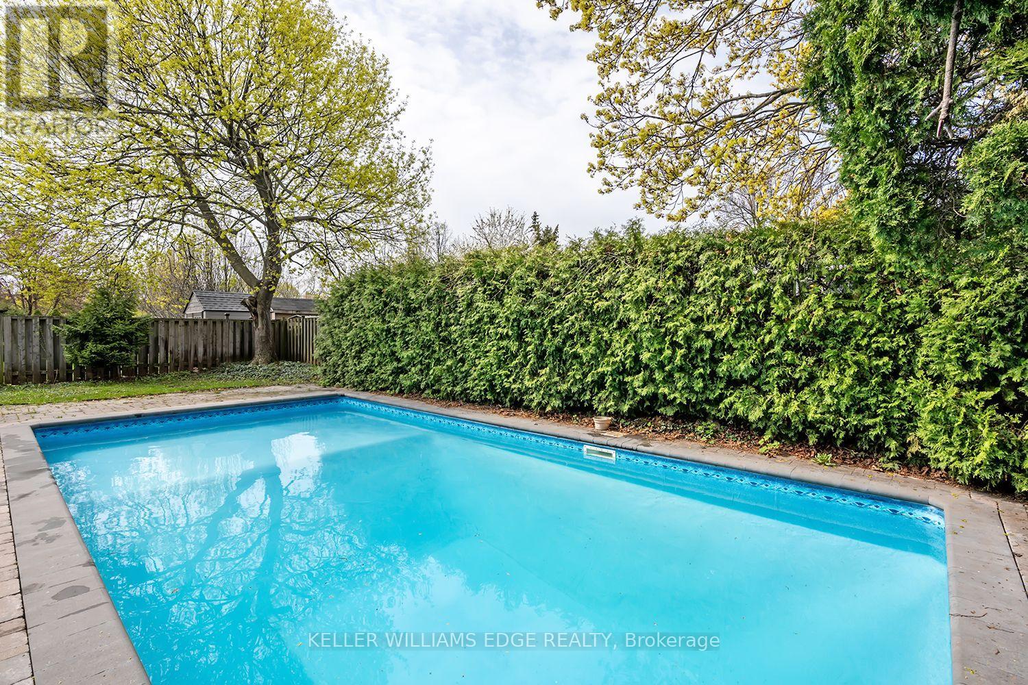 2463 Bridge Road, Oakville, Ontario  L6L 2G9 - Photo 15 - W13081224