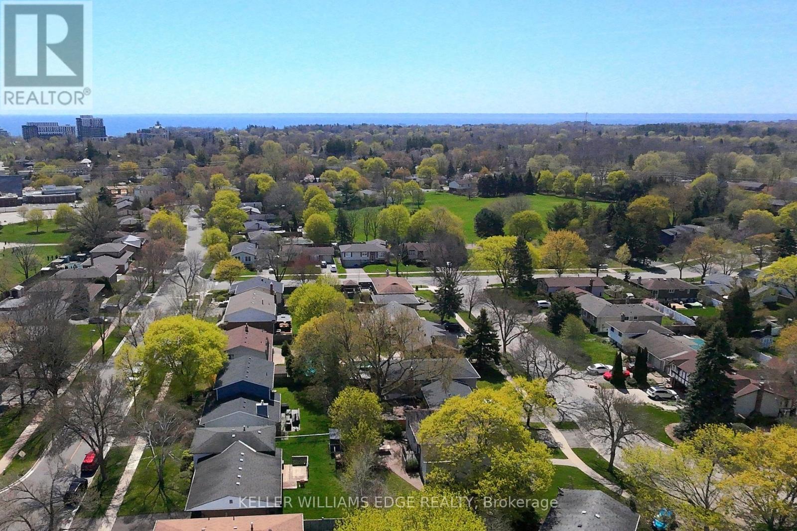 2463 Bridge Road, Oakville, Ontario  L6L 2G9 - Photo 37 - W13081224