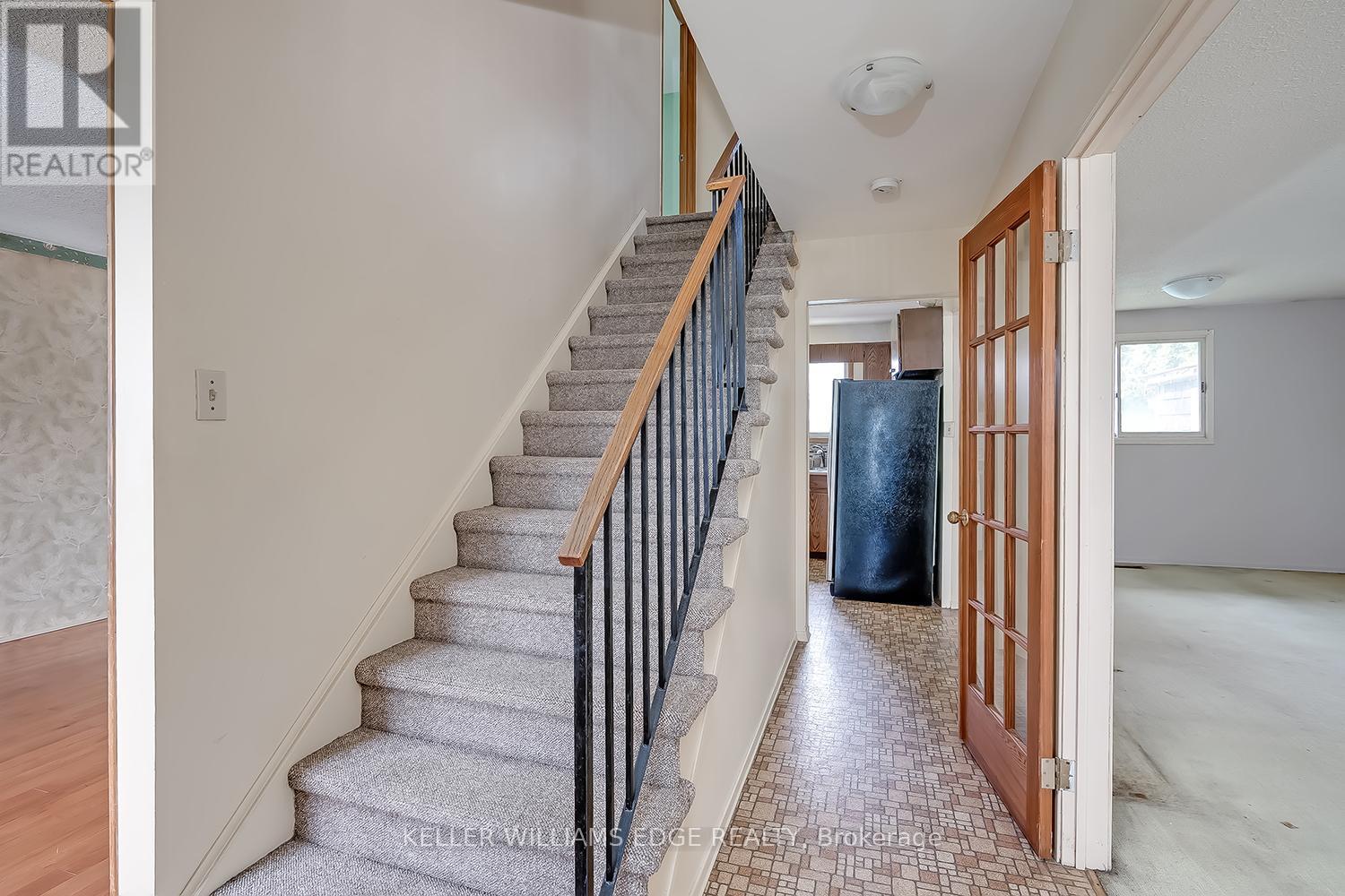 2463 Bridge Road, Oakville, Ontario  L6L 2G9 - Photo 6 - W13081224
