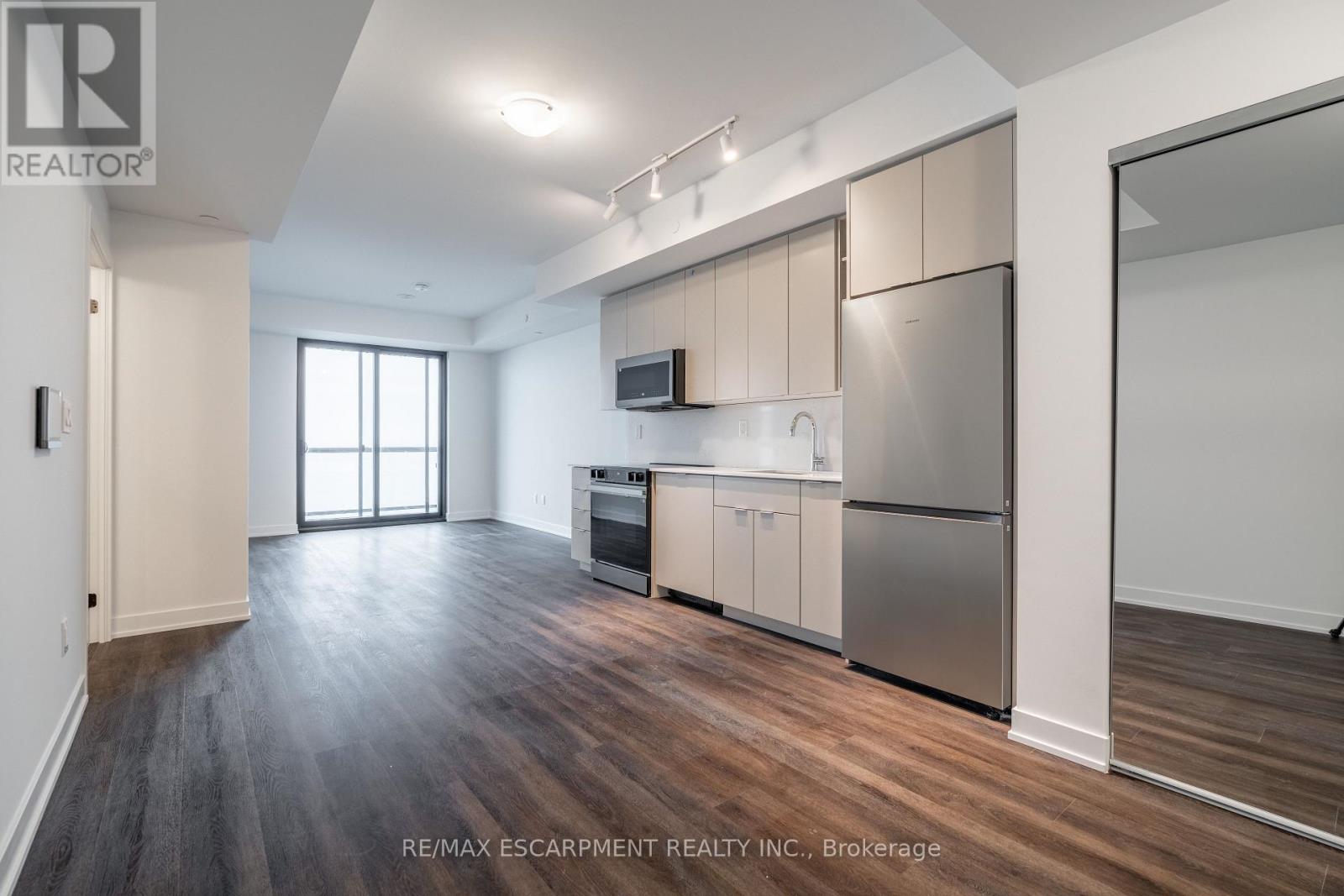 1205 - 2075 Lakeshore Boulevard, Burlington, Ontario  L7R 0H3 - Photo 4 - W13081234