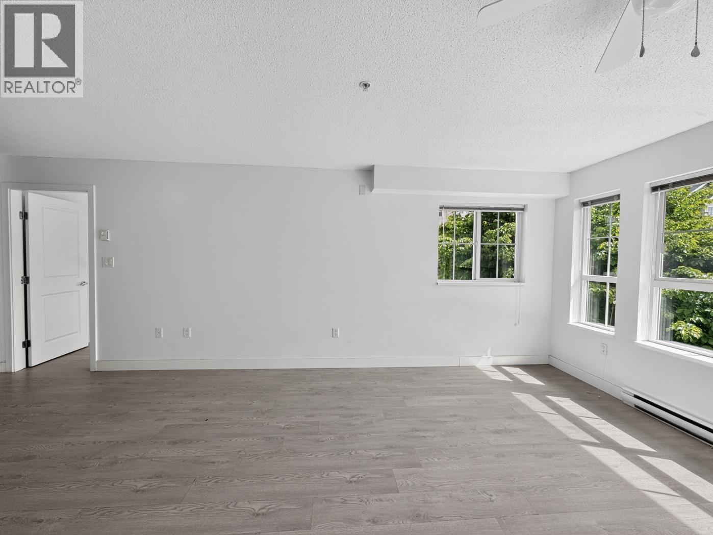207 19673 Meadow Gardens Way, Pitt Meadows, British Columbia  V3Y 0A1 - Photo 9 - R3118895