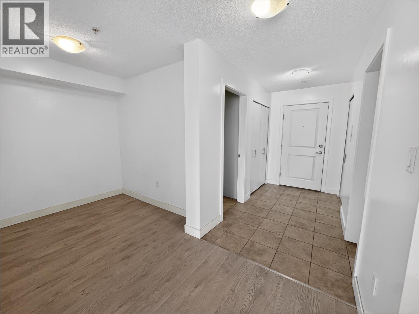 207 19673 Meadow Gardens Way, Pitt Meadows, British Columbia  V3Y 0A1 - Photo 23 - R3118895