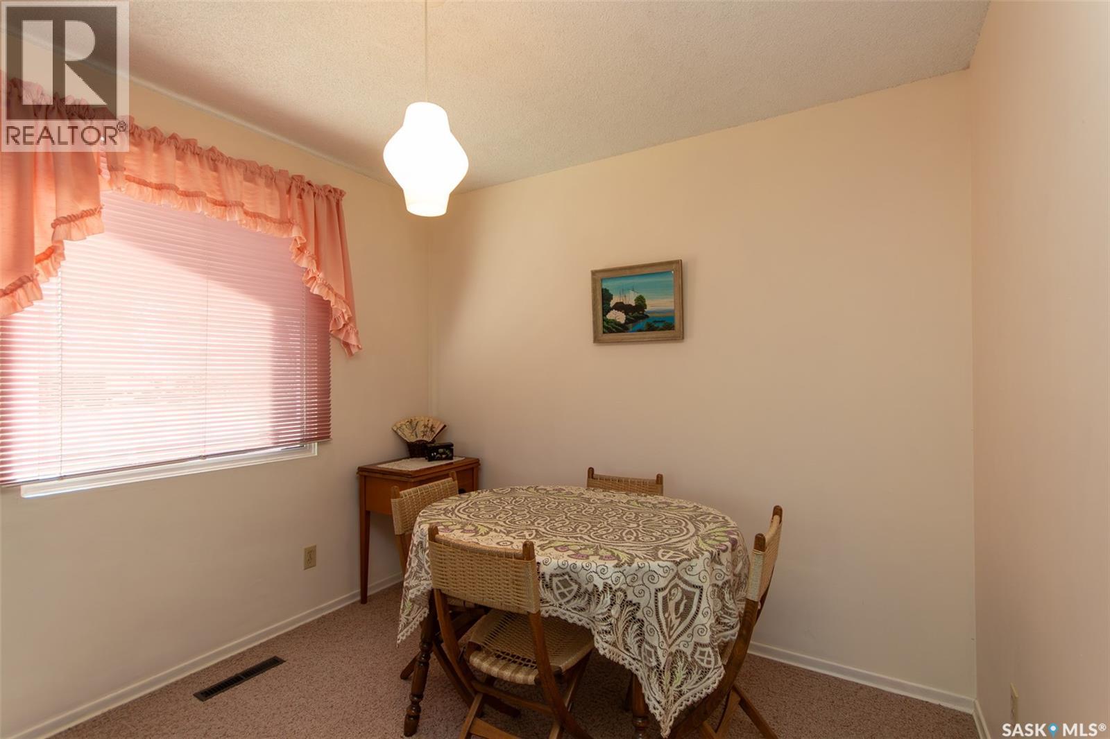 211 31st Street, Battleford, Saskatchewan  S0M 0E0 - Photo 6 - SK034539