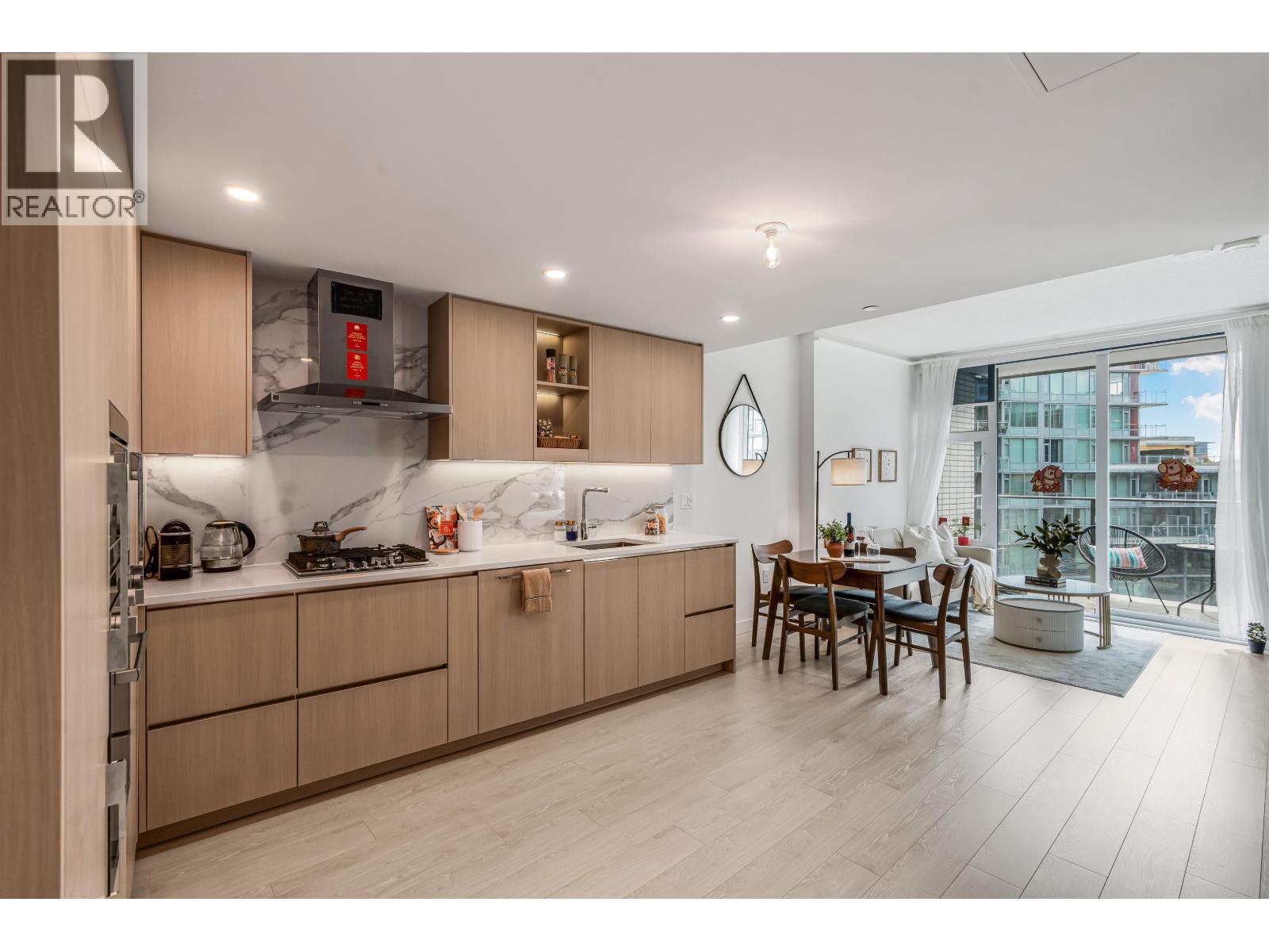 883 8671 Hazelbridge Way, Richmond, British Columbia  V6X 0W9 - Photo 8 - R3119064