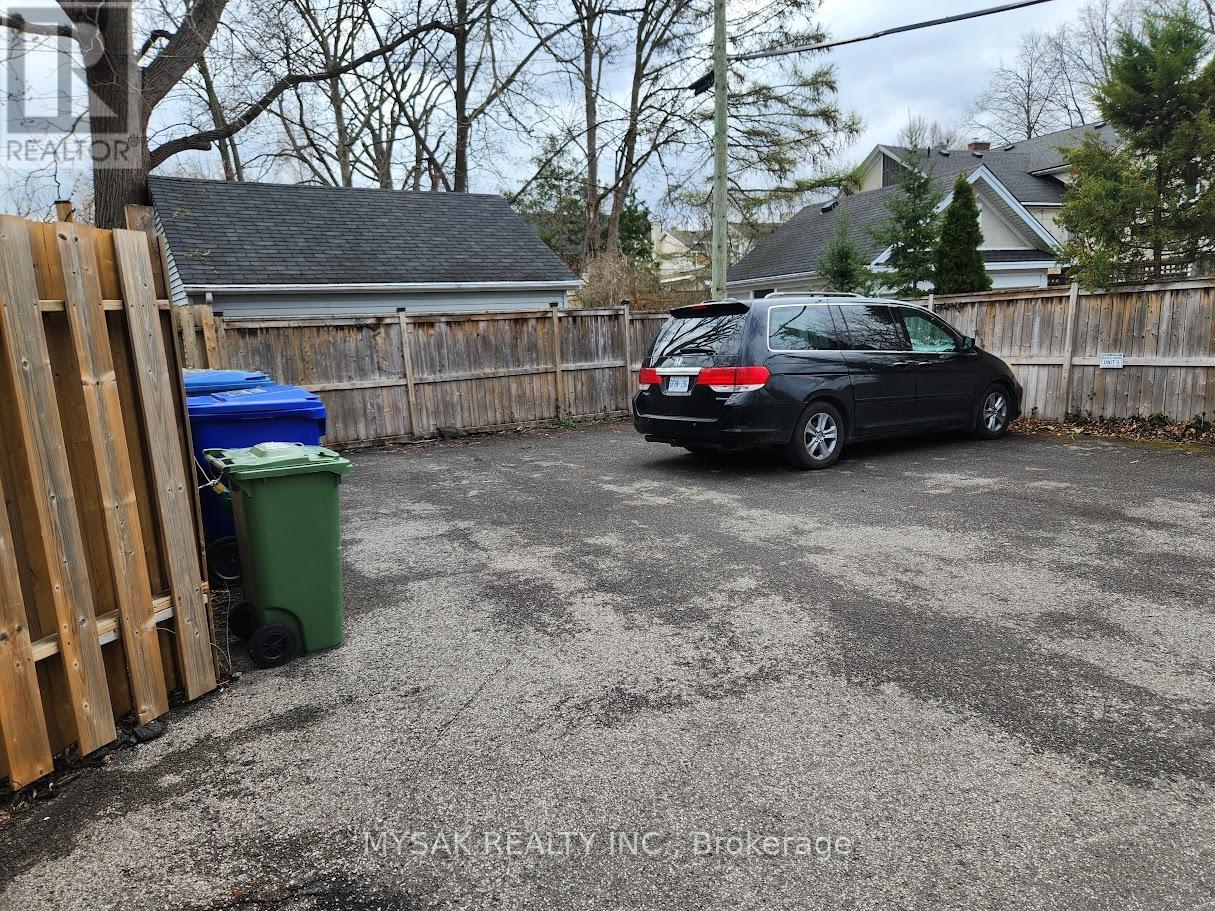32-38 Welland Avenue, St. Catharines, Ontario  L2R 2M3 - Photo 21 - X13081260