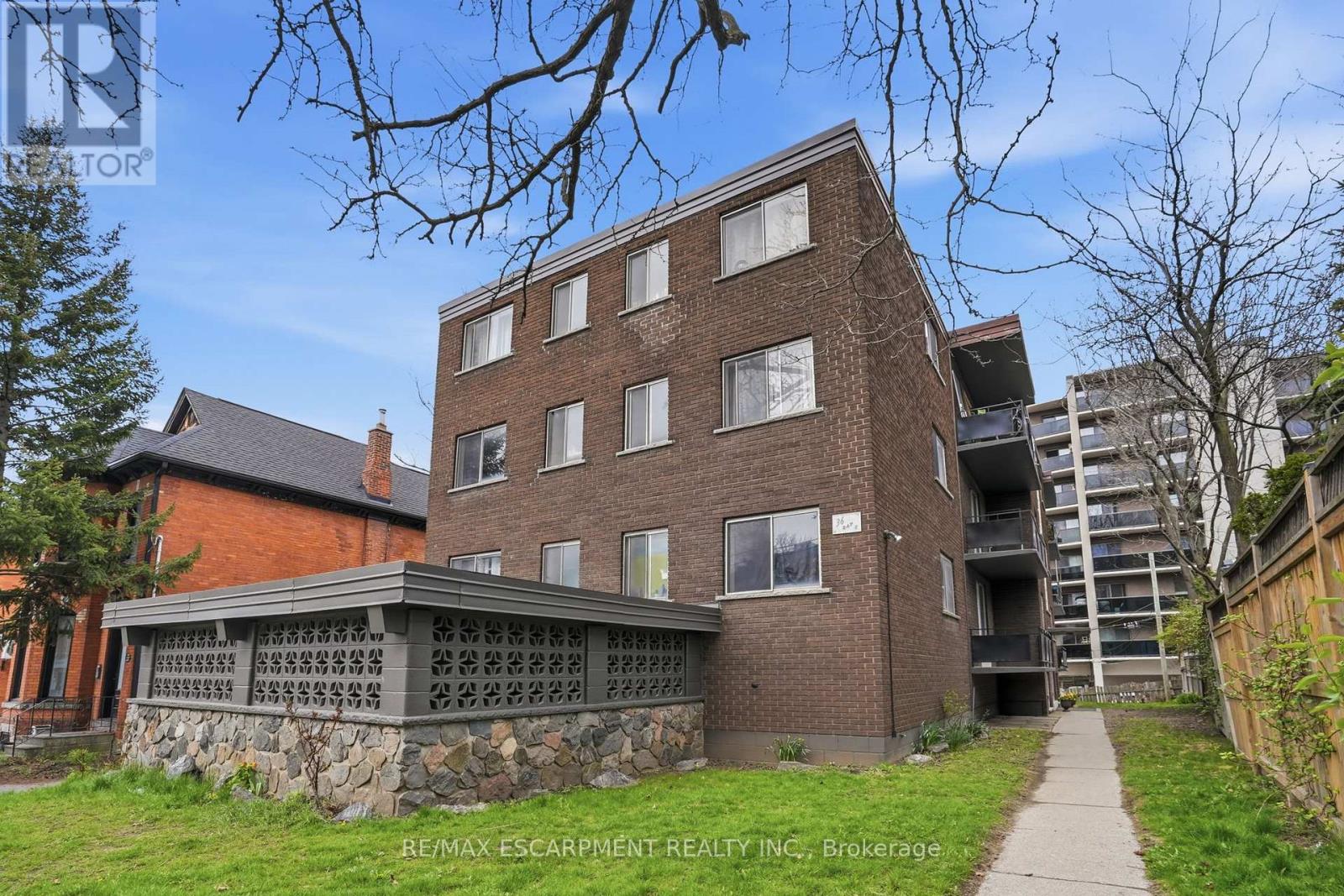 5 - 36 Ray Street S, Hamilton, Ontario  L8P 3V3 - Photo 2 - X13081266