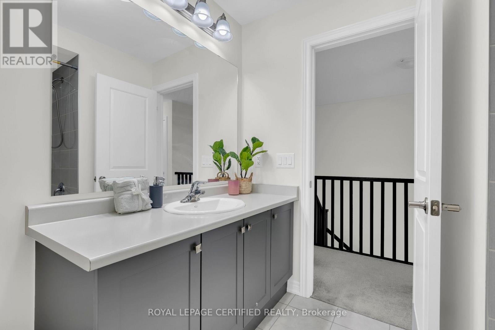 66 Grassbourne Avenue, Kitchener, Ontario  N2R 0S5 - Photo 36 - X13081278