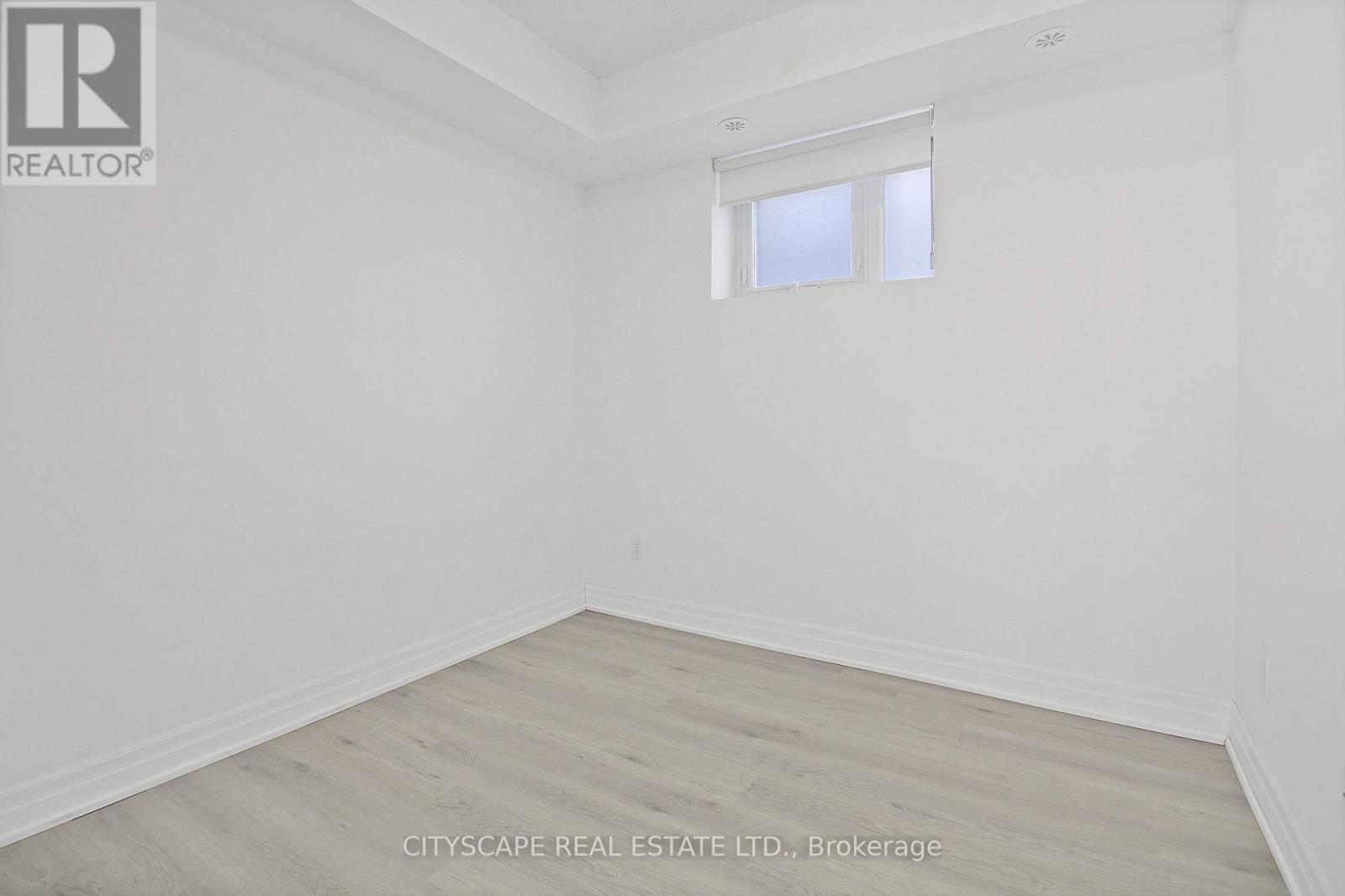 501 - 370 Wallace Avenue, Toronto, Ontario  M6P 3P5 - Photo 27 - W12972736