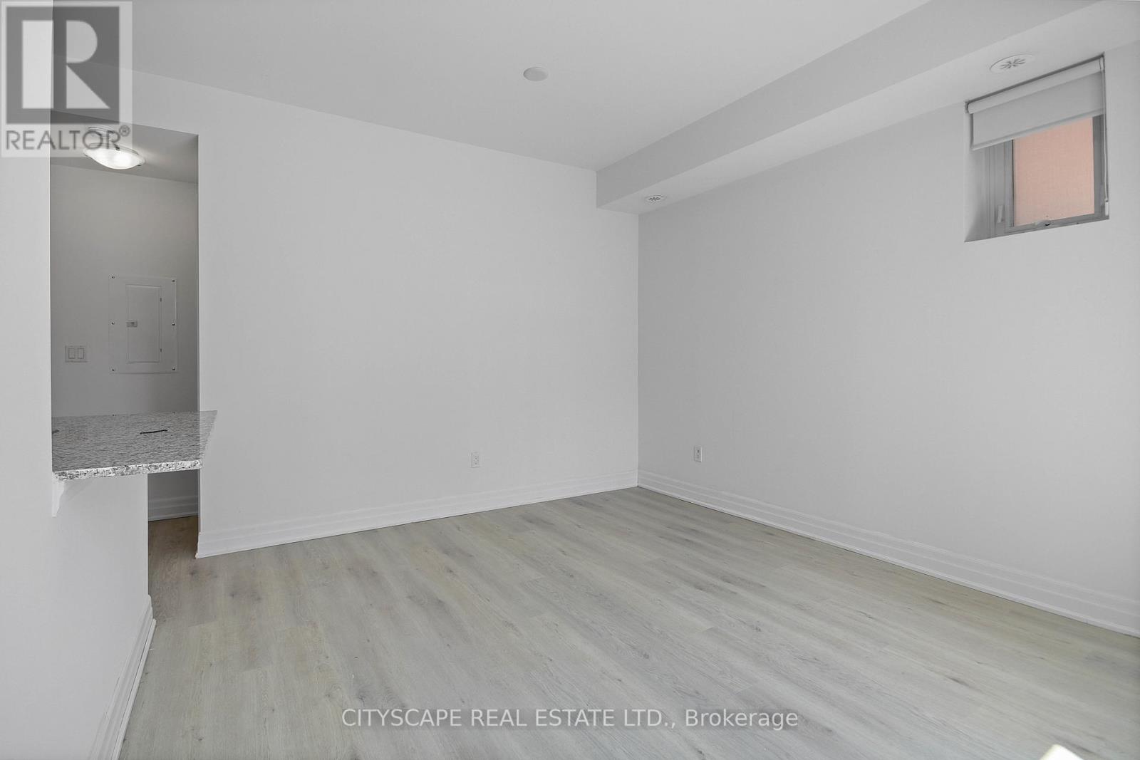 501 - 370 Wallace Avenue, Toronto, Ontario  M6P 3P5 - Photo 13 - W12972736