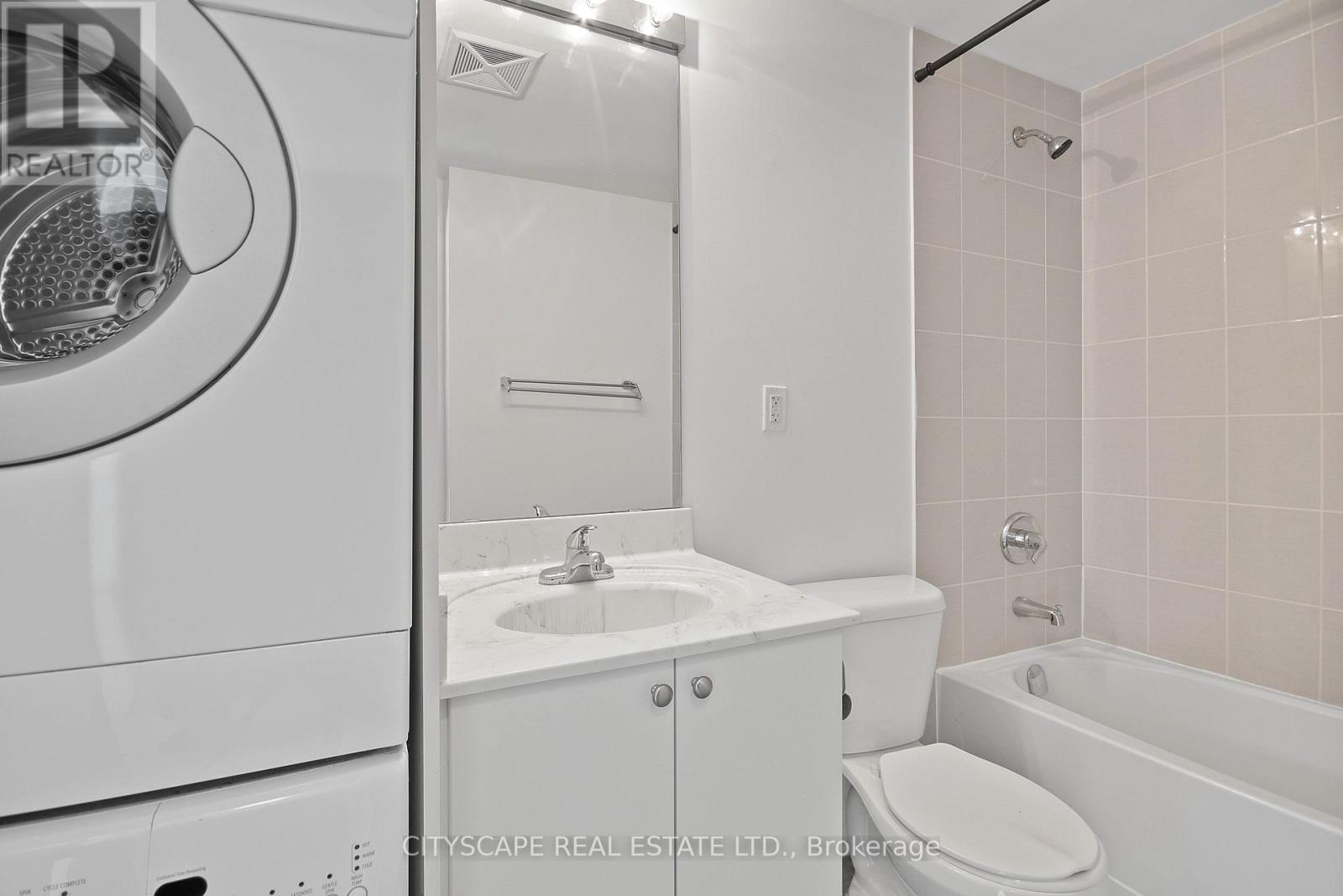 501 - 370 Wallace Avenue, Toronto, Ontario  M6P 3P5 - Photo 30 - W12972736