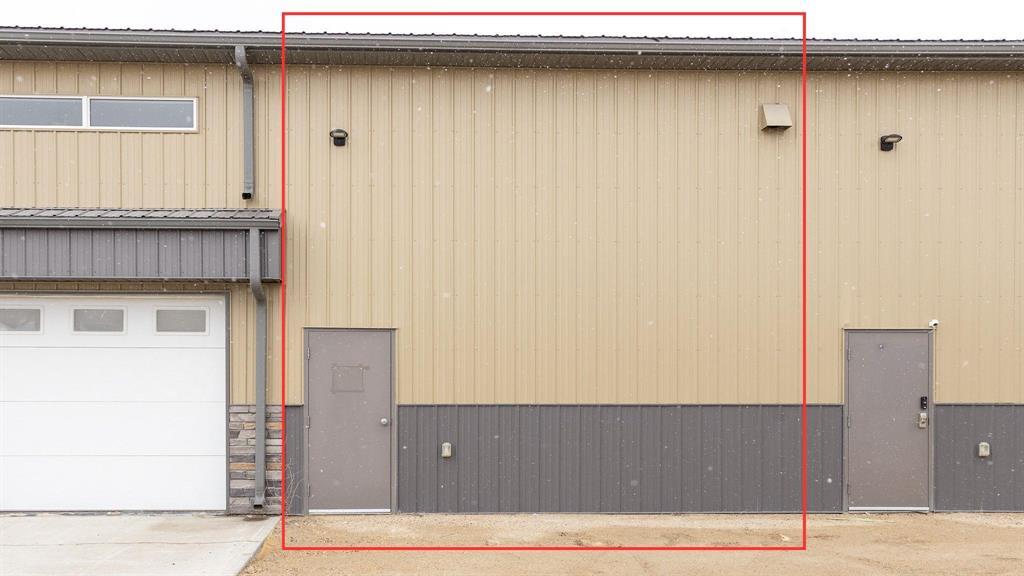 20 49 Clearsprings Road, Steinbach, Manitoba  R5G 1V2 - Photo 1 - 202609252