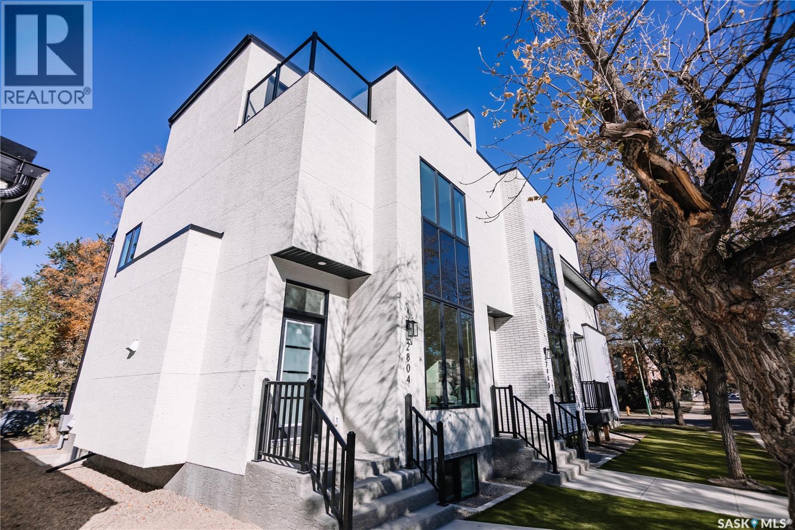 2804 14th Avenue, Regina, Saskatchewan  S4T 5S8 - Photo 2 - SK025743