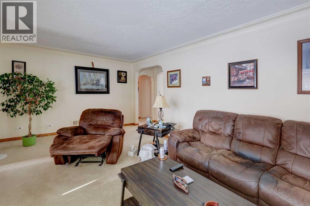 640 17 Avenue NE, Calgary, Alberta  T2E 1M3 - Photo 5 - A2293339