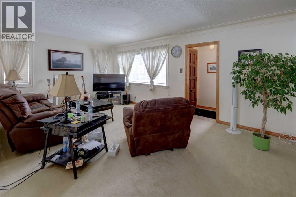 640 17 Avenue NE, Calgary, Alberta  T2E 1M3 - Photo 4 - A2293339