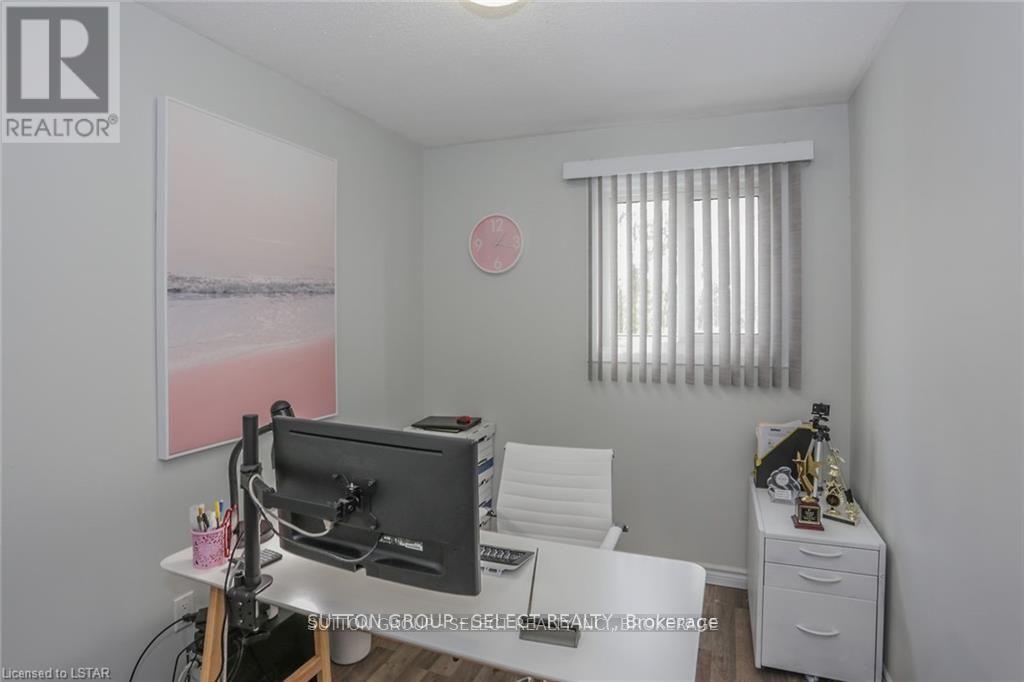 22 - 70 Fiddlers Green Road, London North, Ontario  N6H 4R4 - Photo 3 - X13081362
