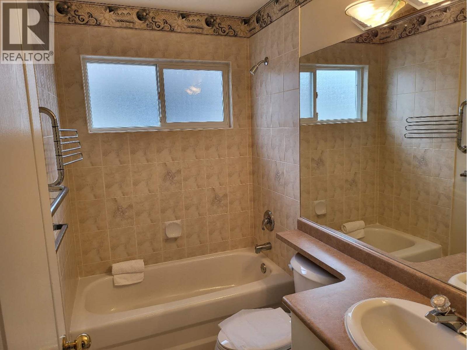 6833 Barnard Drive, Richmond, British Columbia  V7C 5T3 - Photo 16 - R3103339