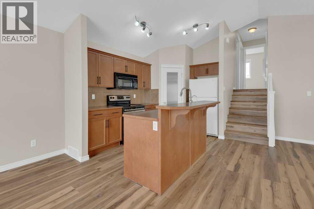 95 Cranberry Place SE, Calgary, Alberta  T3M 0G9 - Photo 5 - A2307741