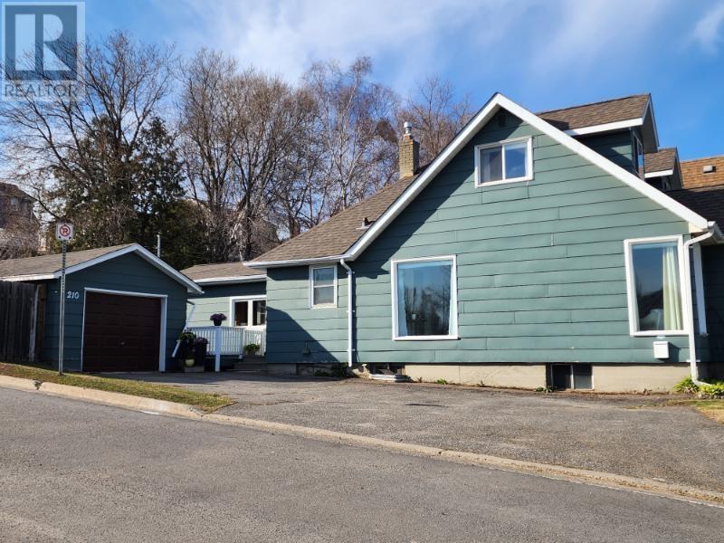 210 High St S, Thunder Bay, Ontario  P7B 3K6 - Photo 2 - TB2600897