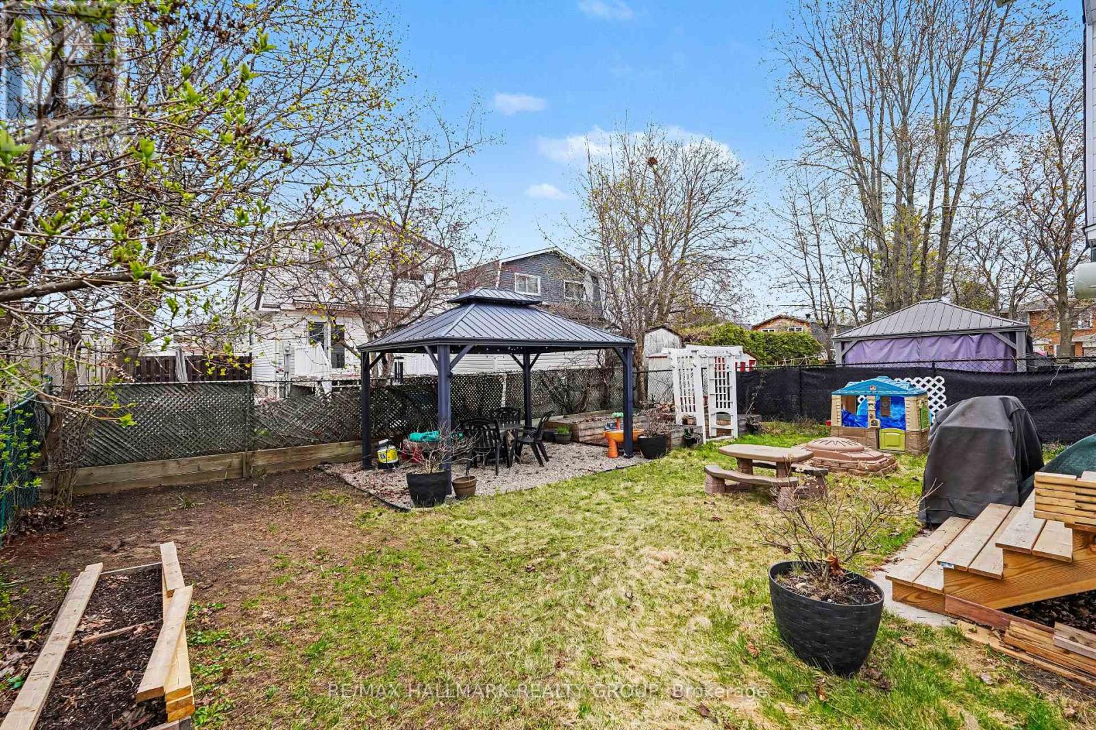 62 Priam Way, Ottawa, Ontario  K2H 8S8 - Photo 33 - X13081302