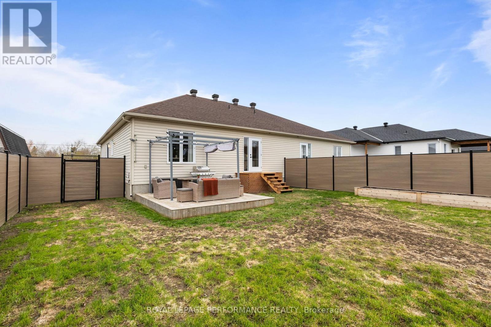 3 Machabee Street, The Nation, Ontario  K0A 3C0 - Photo 32 - X13081382