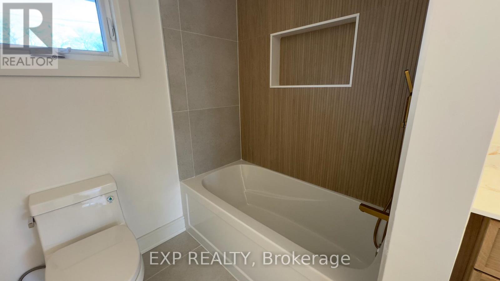 Main - 21 Clearview Heights, St. Catharines, Ontario  L2T 2W2 - Photo 8 - X13081372