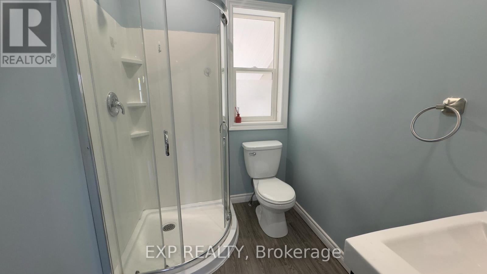 5 Plymouth Avenue, St. Catharines, Ontario  L2R 2X8 - Photo 10 - X13081398