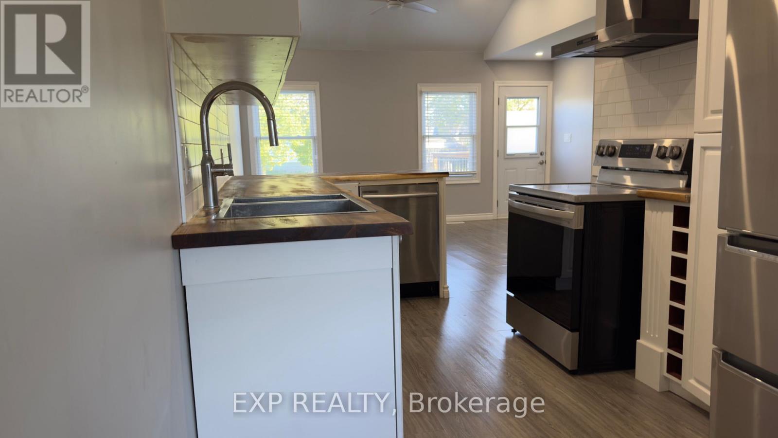 5 Plymouth Avenue, St. Catharines, Ontario  L2R 2X8 - Photo 24 - X13081398